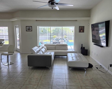 4001 Sw Winslow Street - Photo Thumbnail 1