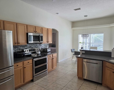 4001 Sw Winslow Street - Photo Thumbnail 3
