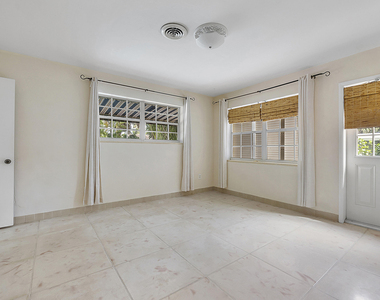 700 Ne 26th Avenue - Photo Thumbnail 30