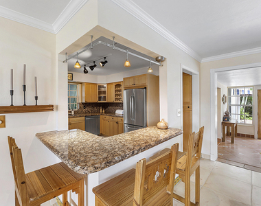 700 Ne 26th Avenue - Photo Thumbnail 22