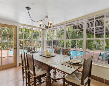700 Ne 26th Avenue - Photo Thumbnail 25