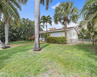 700 Ne 26th Avenue - Photo Thumbnail 5