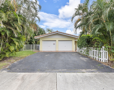 700 Ne 26th Avenue - Photo Thumbnail 48
