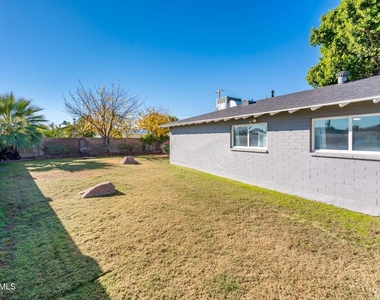 6525 E Lewis Avenue - Photo Thumbnail 10