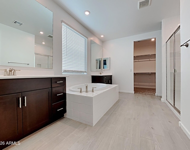 4438 W Bush Bean Way - Photo Thumbnail 17
