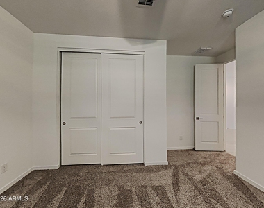 4438 W Bush Bean Way - Photo Thumbnail 14