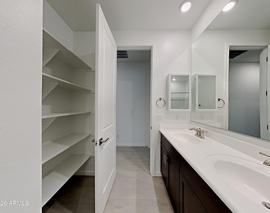 4438 W Bush Bean Way - Photo Thumbnail 19