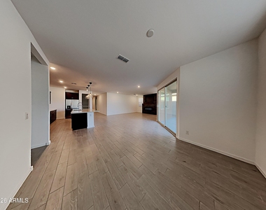 4438 W Bush Bean Way - Photo Thumbnail 6