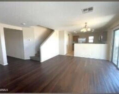 7811 S 63rd Drive - Photo Thumbnail 7