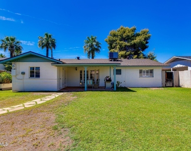 3412 E Turney Avenue - Photo Thumbnail 31