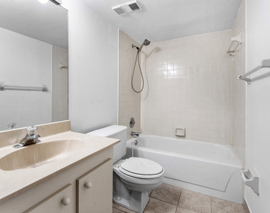 612 Executive Center Drive - Photo Thumbnail 18