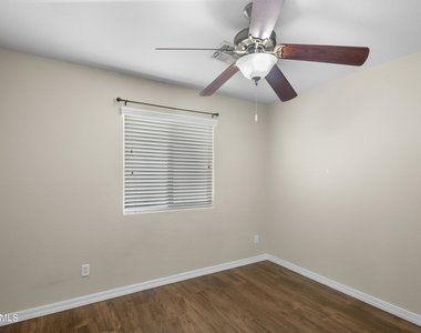 2501 S 255th Drive - Photo Thumbnail 28