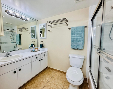 8201 Nw 8th Street - Photo Thumbnail 15