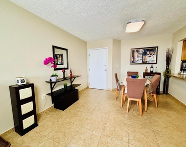 8201 Nw 8th Street - Photo Thumbnail 8