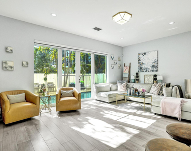 1411 Ne 7th Street - Photo Thumbnail 9