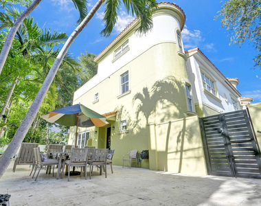 1411 Ne 7th Street - Photo Thumbnail 59