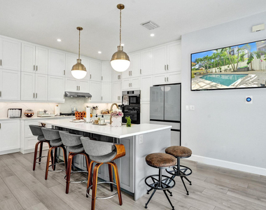 1411 Ne 7th Street - Photo Thumbnail 16