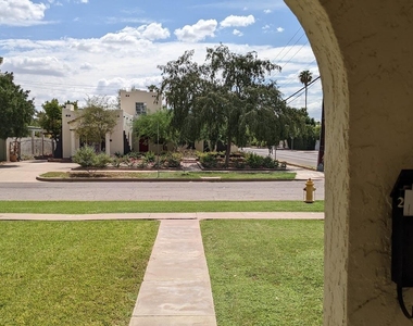 78 W Vernon Avenue - Photo Thumbnail 1