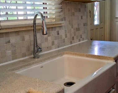 78 W Vernon Avenue - Photo Thumbnail 7