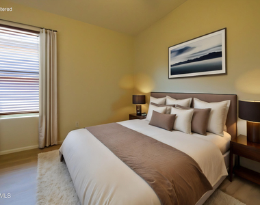29223 N 22nd Lane - Photo Thumbnail 24