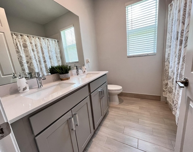 1272 Wandering Willow Way - Photo Thumbnail 10