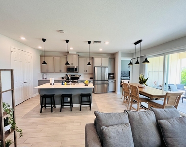 1272 Wandering Willow Way - Photo Thumbnail 6