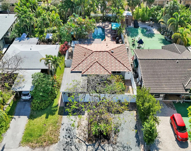 1036 Ne 9th Avenue - Photo Thumbnail 37