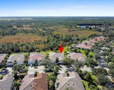 3277 Se Glacier Terrace - Photo Thumbnail 21