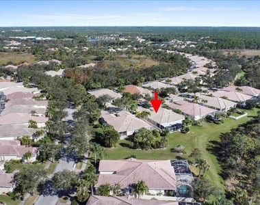 3277 Se Glacier Terrace - Photo Thumbnail 28