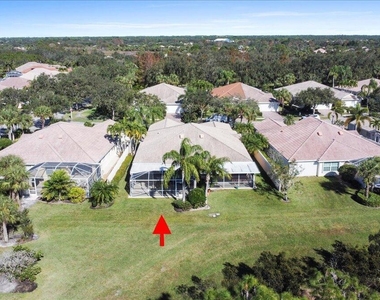 3277 Se Glacier Terrace - Photo Thumbnail 29