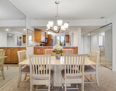 401 S Seas Drive - Photo Thumbnail 39