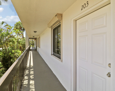 401 S Seas Drive - Photo Thumbnail 53