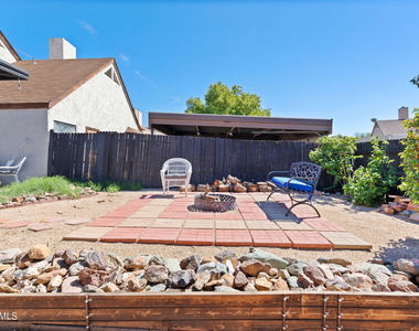 2129 W Rose Garden Lane - Photo Thumbnail 28