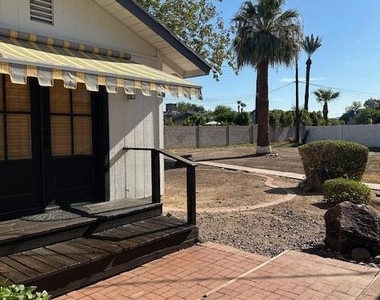 1340 E Missouri Avenue - Photo Thumbnail 2