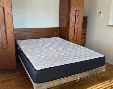 1340 E Missouri Avenue - Photo Thumbnail 8