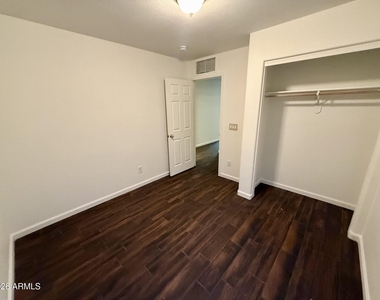 17517 W Ventura Street - Photo Thumbnail 11