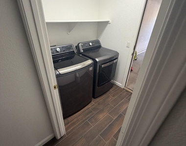 17517 W Ventura Street - Photo Thumbnail 13