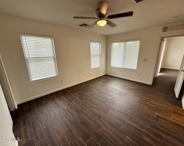 17517 W Ventura Street - Photo Thumbnail 7