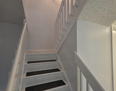 3767 Nw 91st Lane - Photo Thumbnail 5