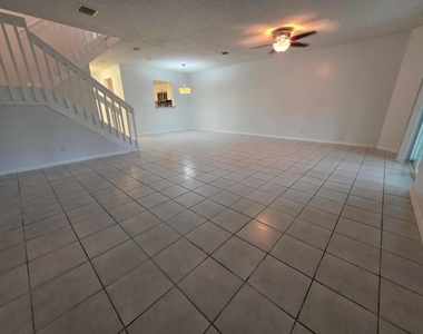 3767 Nw 91st Lane - Photo Thumbnail 3