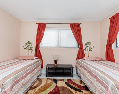 475 Ne 113th Street - Photo Thumbnail 1