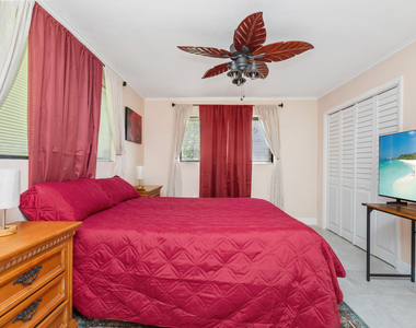 475 Ne 113th Street - Photo Thumbnail 4