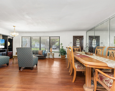 475 Ne 113th Street - Photo Thumbnail 17