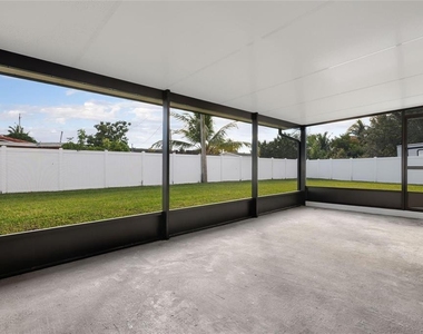 6374 Sw 2nd Street - Photo Thumbnail 11