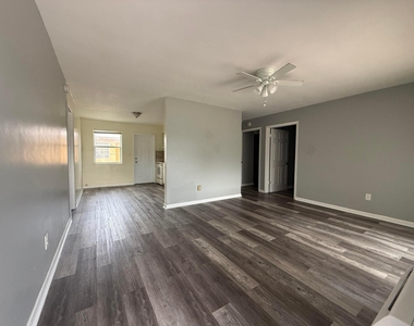 4109 Sw 24th Street - Photo Thumbnail 1