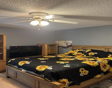 8230 Nw 9th Court - Photo Thumbnail 11