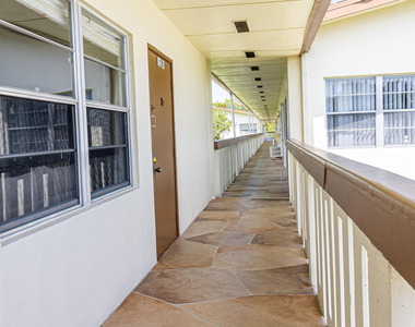 158 Mansfield D Drive - Photo Thumbnail 2