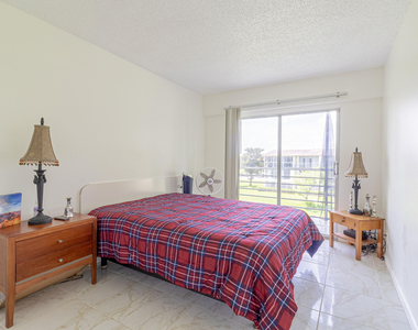 158 Mansfield D Drive - Photo Thumbnail 18