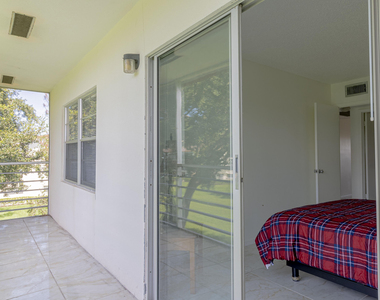 158 Mansfield D Drive - Photo Thumbnail 23