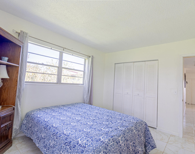 158 Mansfield D Drive - Photo Thumbnail 16